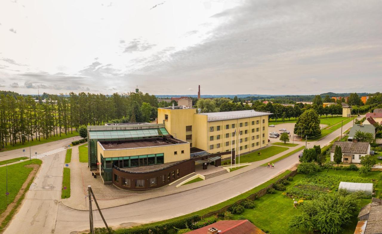 Hotel Tigra Priekuli Екстер'єр фото