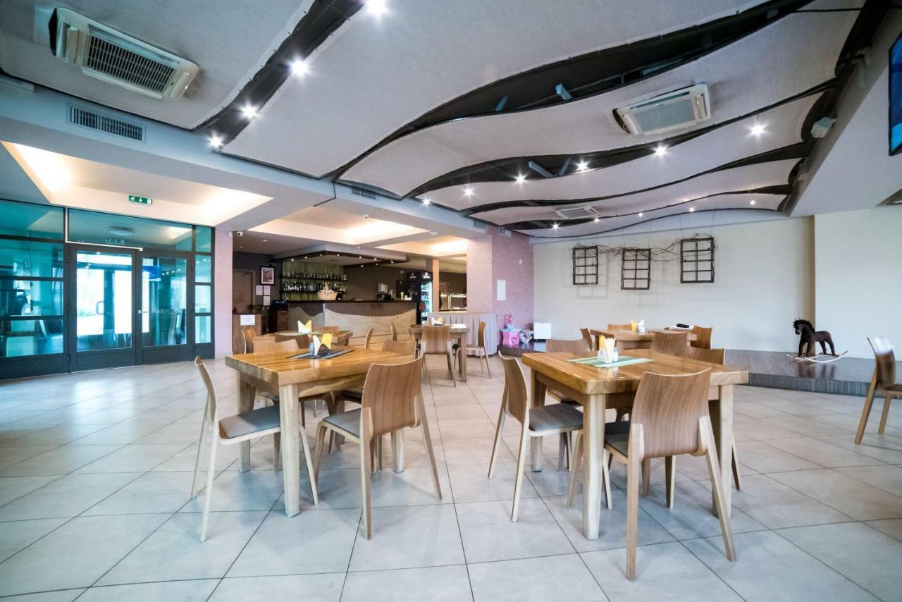 Hotel Tigra Priekuli Екстер'єр фото